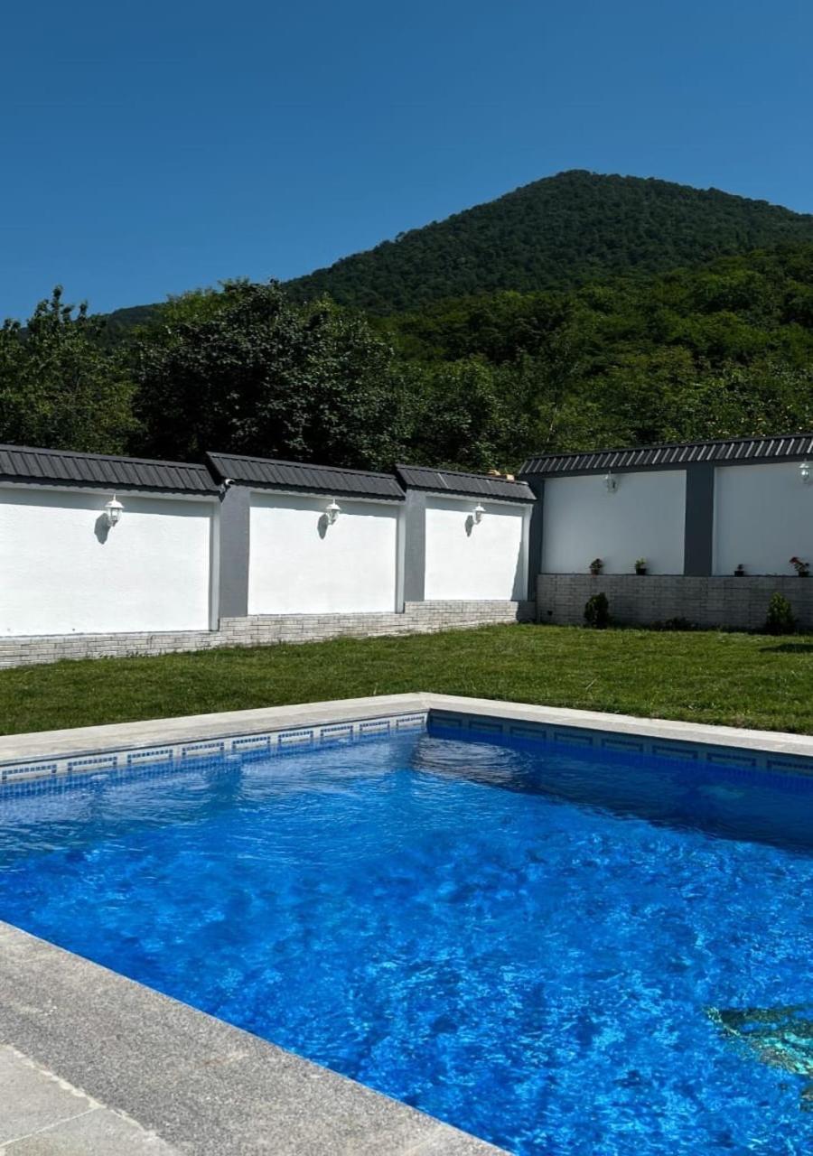 Qafqaz Mountside Chalet Gabala Exterior foto